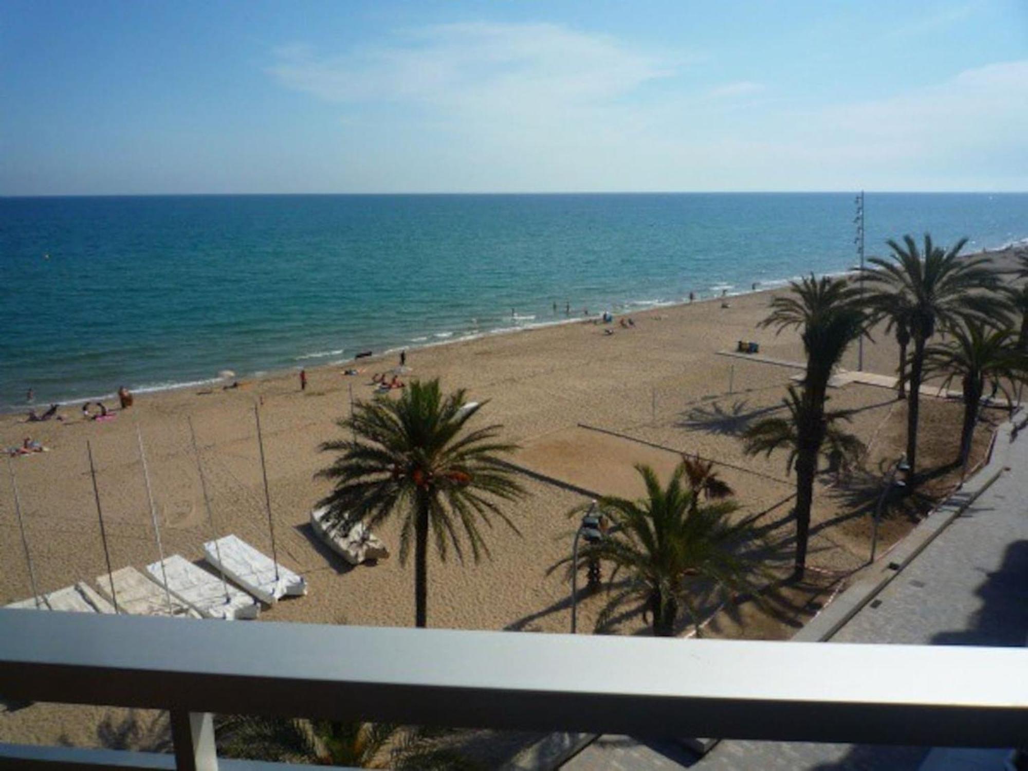 Spacious Apartment With Sea View Terrace In Calafell Ngoại thất bức ảnh